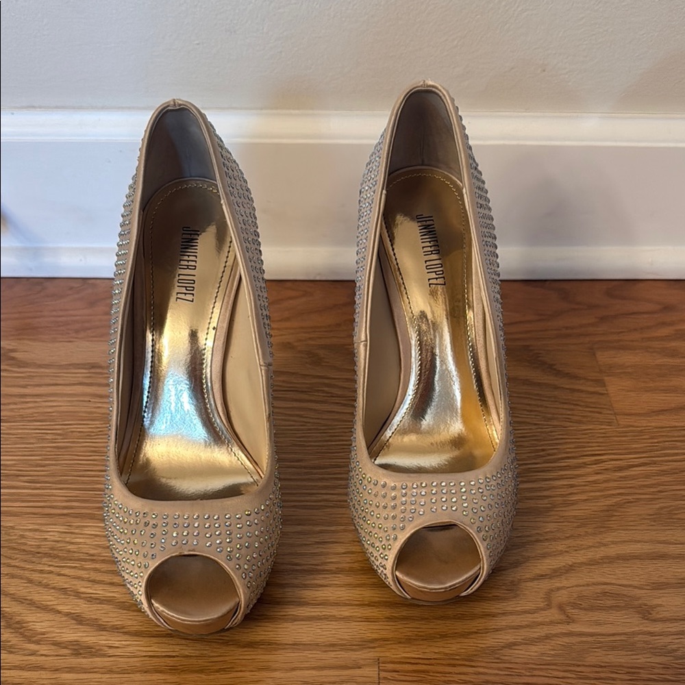 Jennifer Lopez Women's Peep Toe Heels - Gold